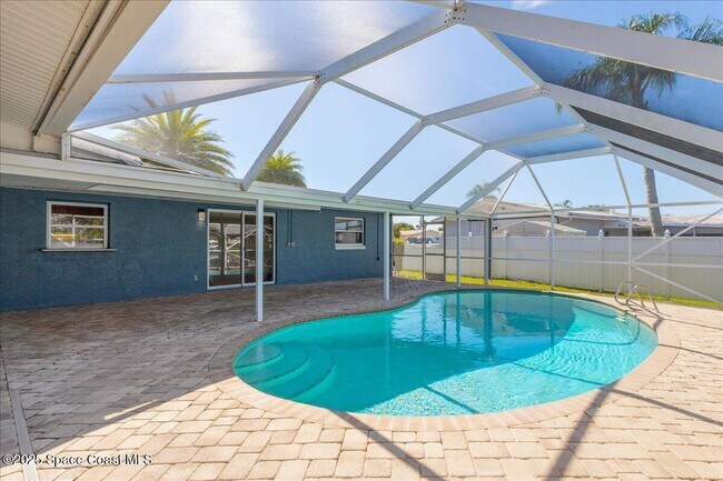 Building Photo - 436 Thrush Dr