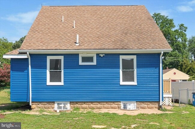 Building Photo - 6710 Marion Ave