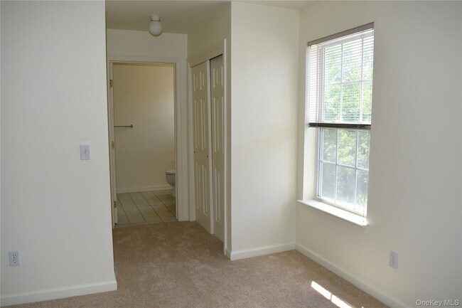 Building Photo - 1165 Maggie Rd