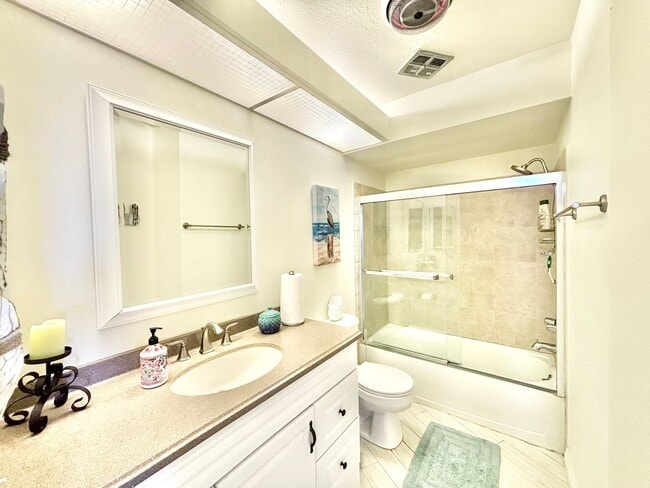 Building Photo - 3101 P312 | Marina Monthly Rental | Monthl...