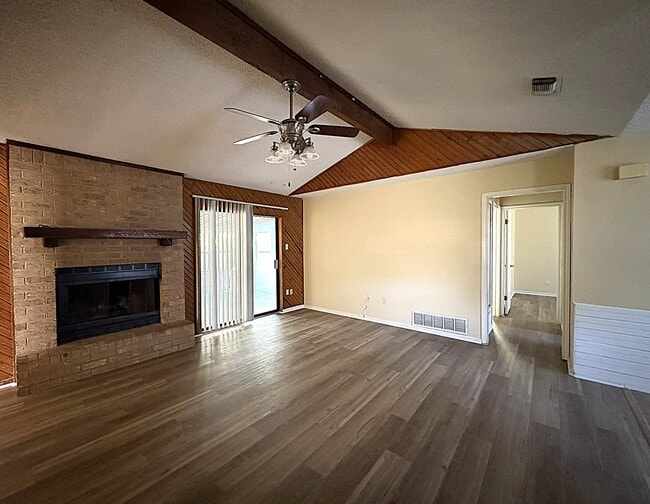 Building Photo - 2309 Whitney Dr