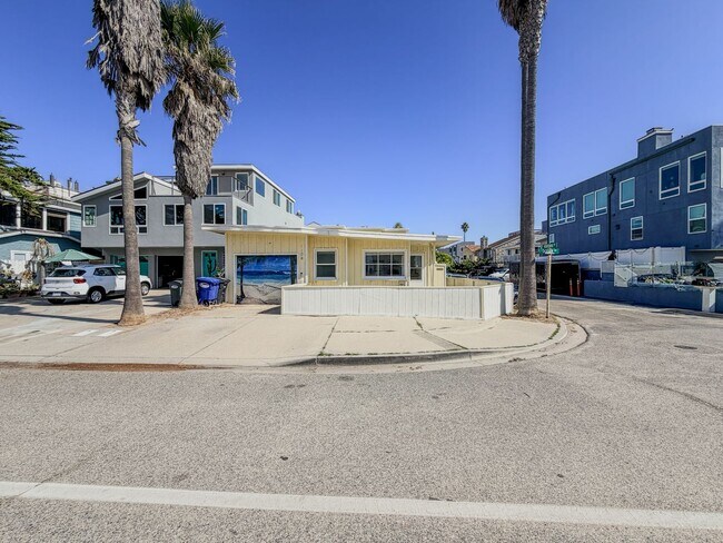 Building Photo - 2 Bed 1 Bath Beach House | Inboard | Silve...