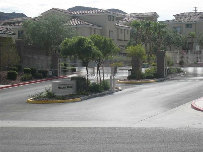 Building Photo - 1088 Moonlit Oasis Ln