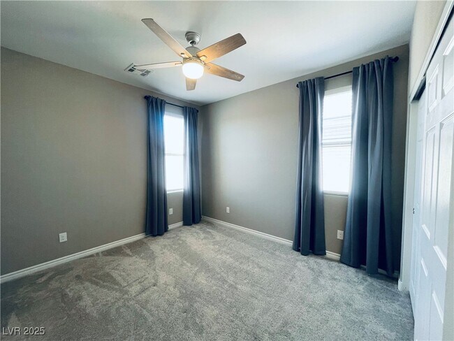 Building Photo - 930 Bayberry Ridge St