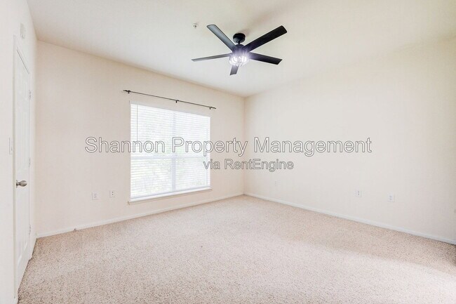 Building Photo - 9200 Westheimer Rd