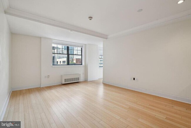 Building Photo - 1701 Locust St
