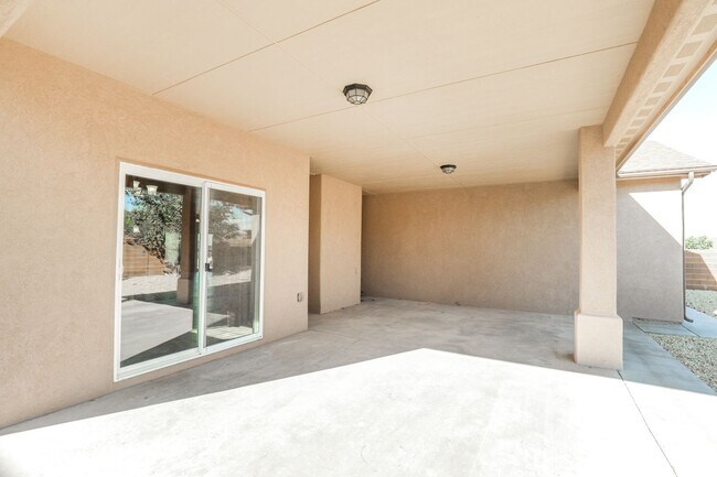 Building Photo - 479 San Simon Dr