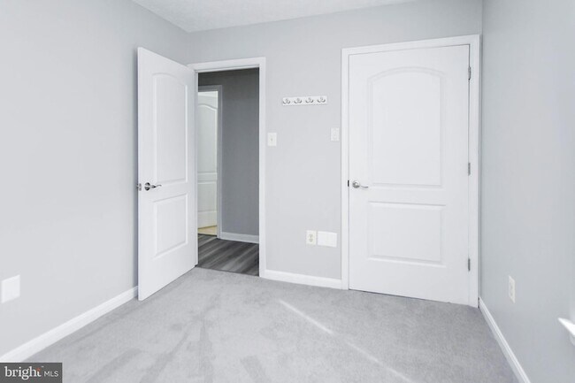 Building Photo - 9815 Berrywood Ct