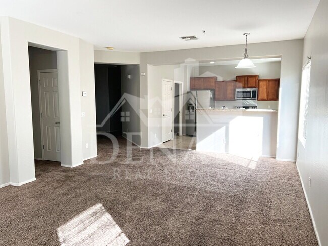 Building Photo - 7347 W Millerton Way