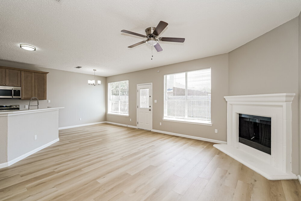 Building Photo - 6332 Downeast Dr