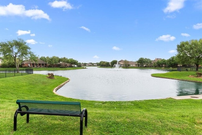 Building Photo - 25915 Hopson Meadows Dr
