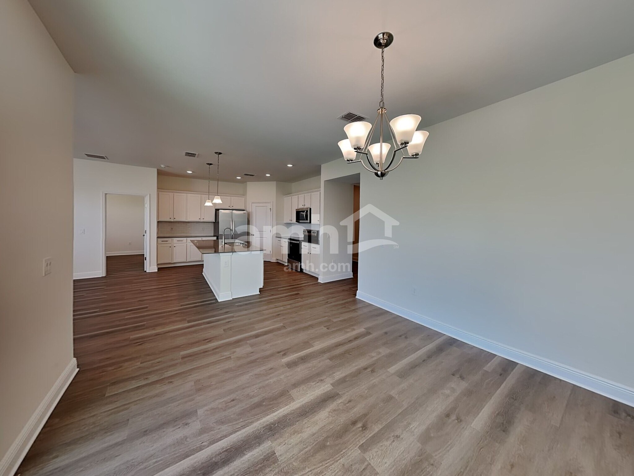 Building Photo - 1095 Heavenly Dr