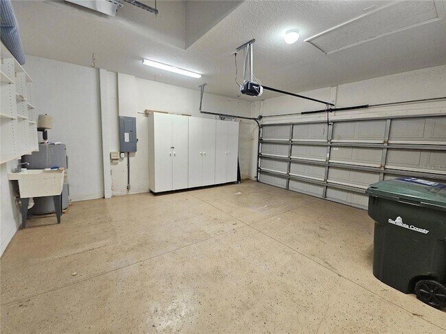 Building Photo - 175 Braemar Ave