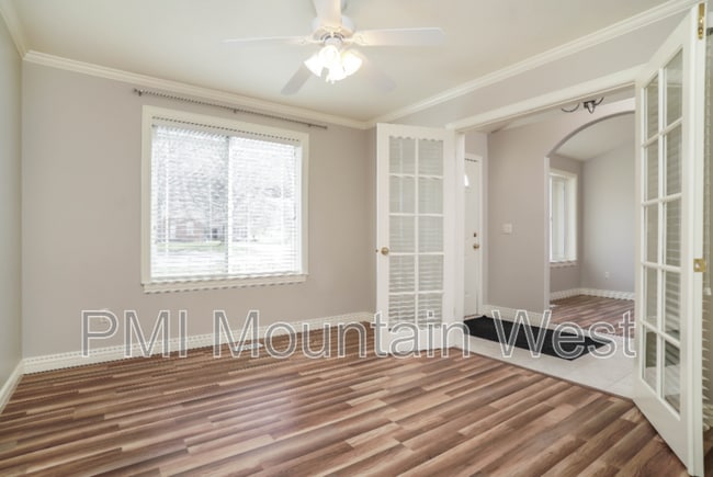 Building Photo - 144 S Mountain Rd