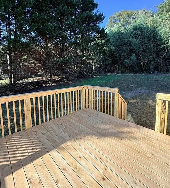 Building Photo - Newly Renovated 3 Bedroom 2 Bathroom Home In Clemson