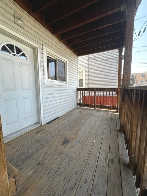 Building Photo - 2522 N Hamlin Ave