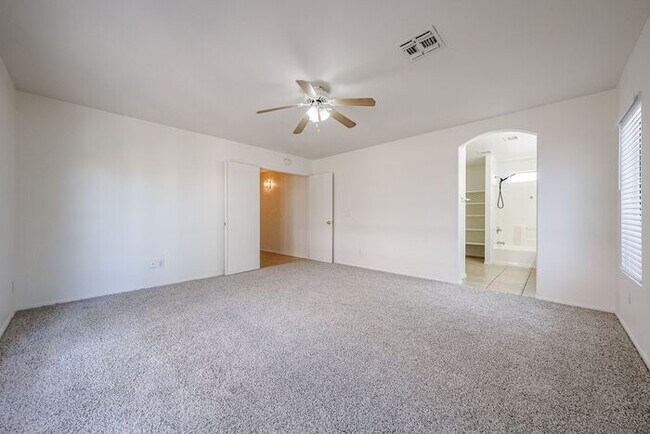 Building Photo - Charming 3-bedroom, 2-bathroom home locate...