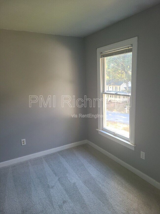 Building Photo - 7172 Mill Valley Rd