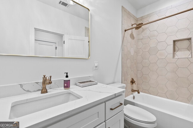 Building Photo - 202 Regester Wy