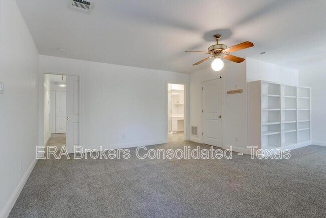 Building Photo - 994 Windmill Ranch Rd