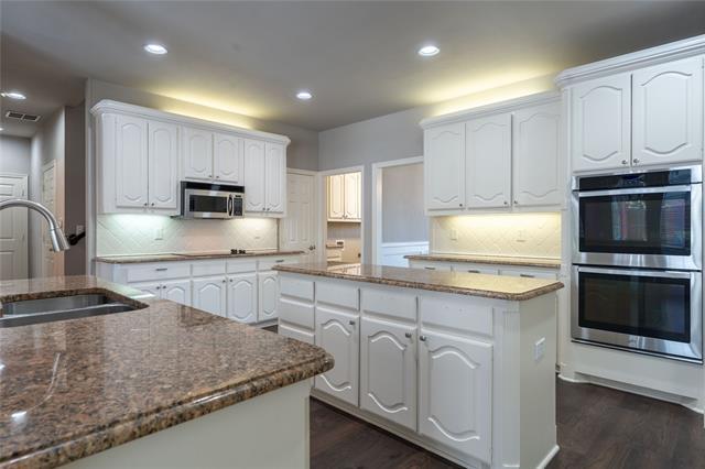 Building Photo - 209 Timber Lake Dr