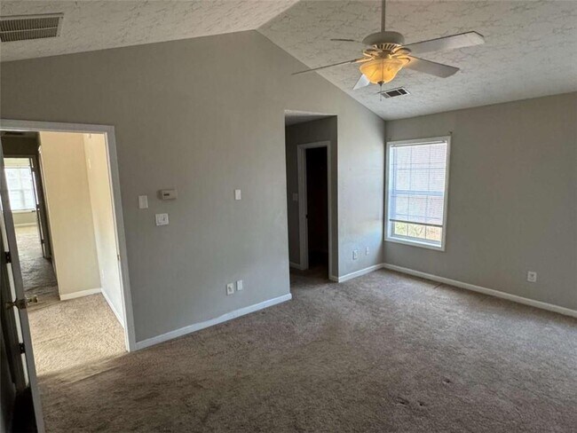 Building Photo - 2430 Cordillo Dr