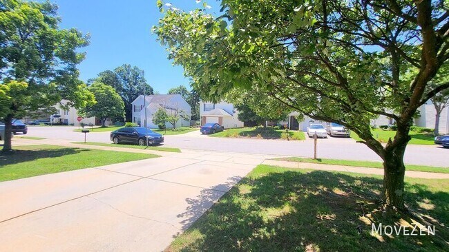 Building Photo - 1205 Ricochet Dr