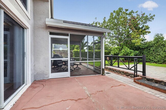 Building Photo - 1504 Lake Breeze Dr
