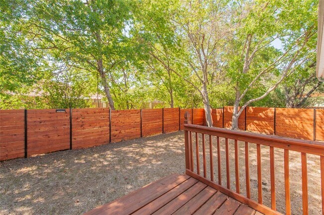 Building Photo - 7808 Clydesdale Dr
