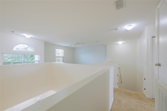 Building Photo - 6147 NW Butterfly Orchid Pl