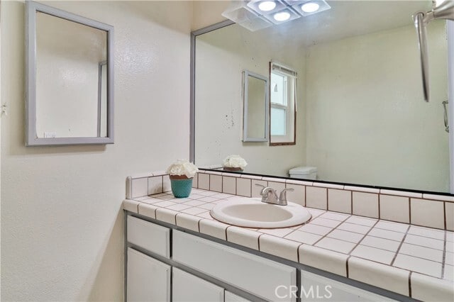 Building Photo - 3735 W 227th St