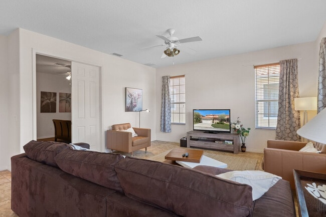 Building Photo - 4765 S Amstel Dr