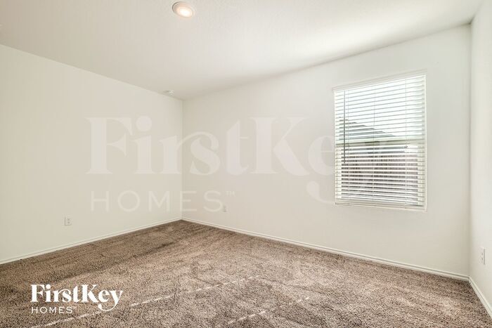 Building Photo - 5196 Fowler Crst