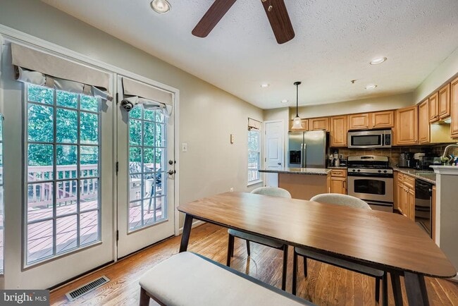 Building Photo - 708 Pine Drift Dr
