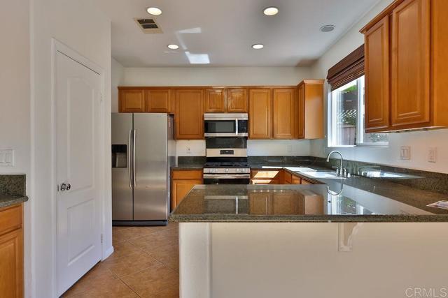 Building Photo - 1046 Strawberry Creek St