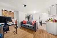 Building Photo - 42 Clermont Ave