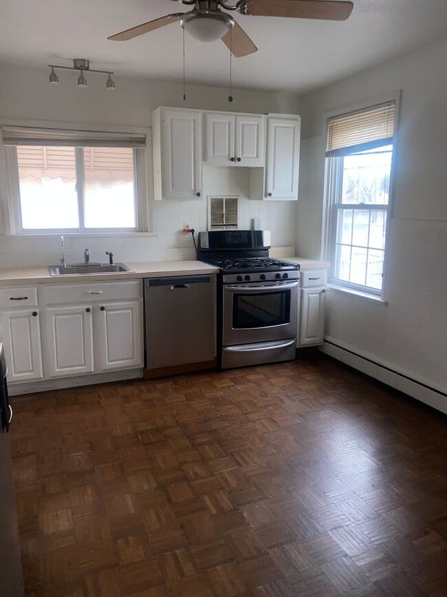 Building Photo - 5817 Keystone St