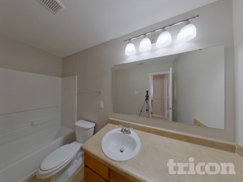 Building Photo - 394 Morning Dew Dr