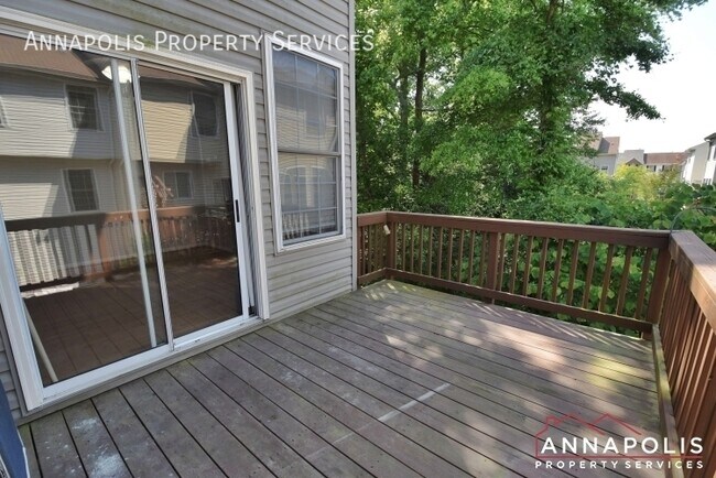 Building Photo - 225 Tilden Way