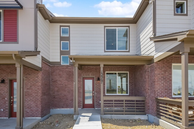 Building Photo - 13967 Vispo Wy