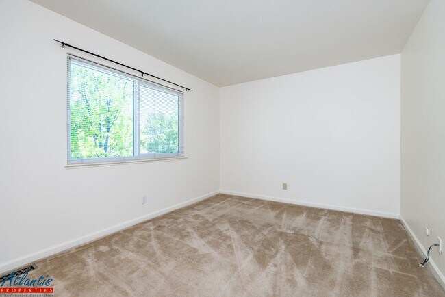 Building Photo - Cambrian Condo | Central A/C | Prime Location