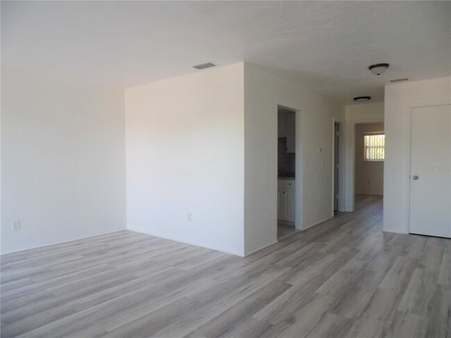 Building Photo - 1240 70th St N