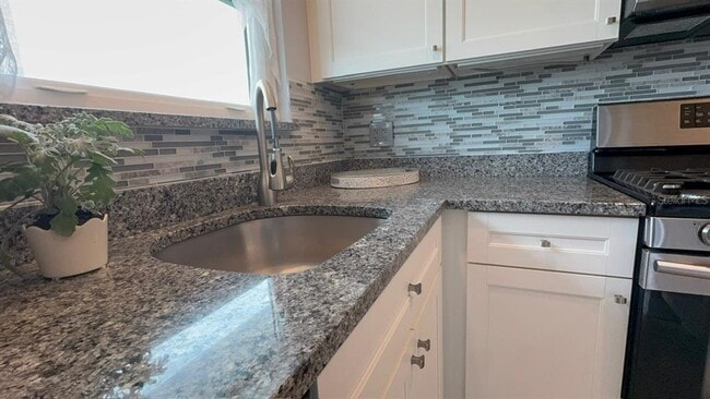 Building Photo - 3128 59th St S