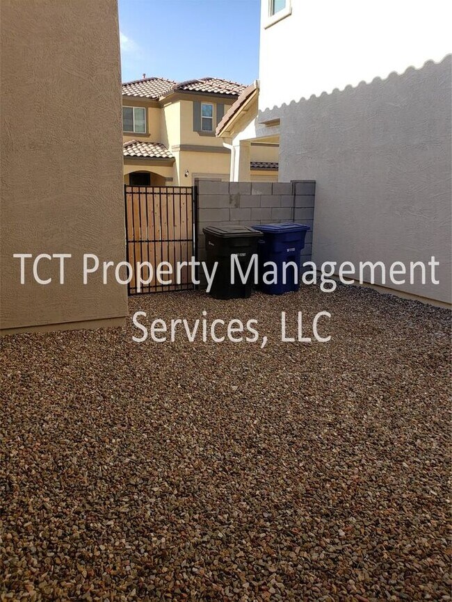 Building Photo - Beautiful Two-Story Chandler Home!