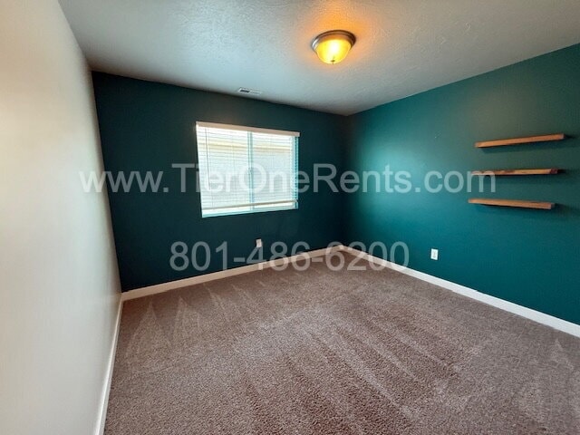 Building Photo - NO deposit option available for qualified ...