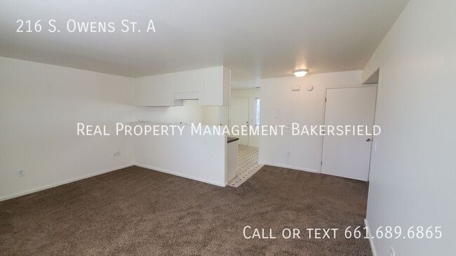Building Photo - 216 S Owens St