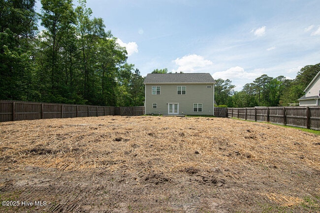 Building Photo - 514 Carriage Ln
