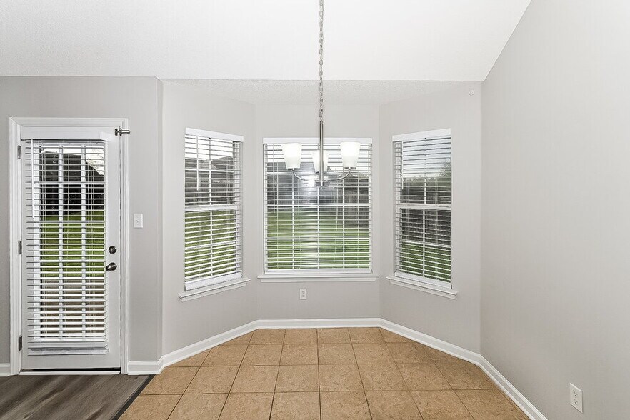 Building Photo - 5940 Keebler Dr W