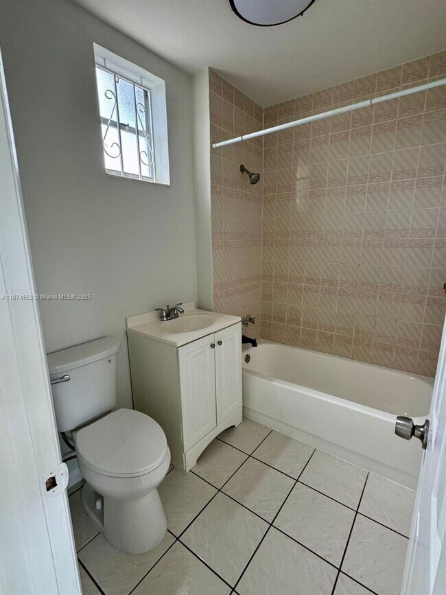 Building Photo - 1234 NW 52nd St