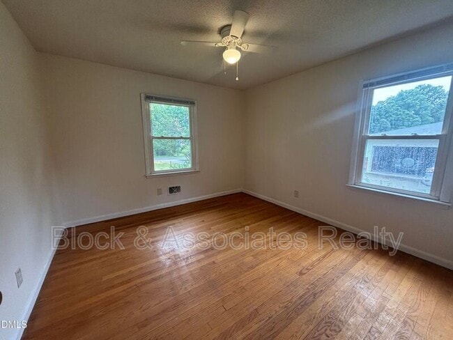 Building Photo - 3609 Melrose Dr